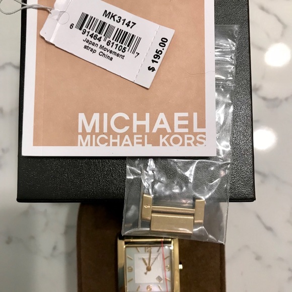 Michael Kors “Frenchy” watch - Picture 4 of 4